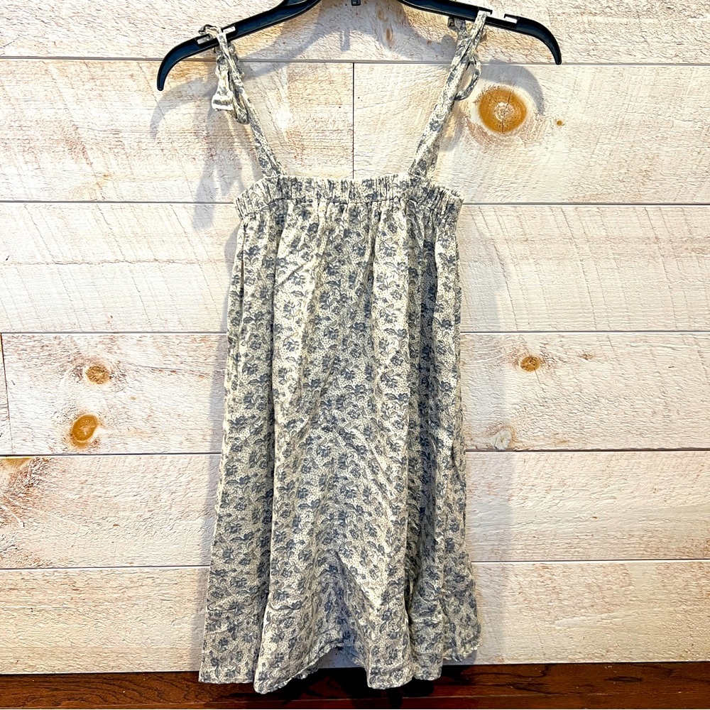 Rylee + Cru Gray Floral Casual Dress